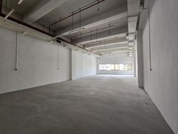 L & Y Building (D20), Factory #570907281